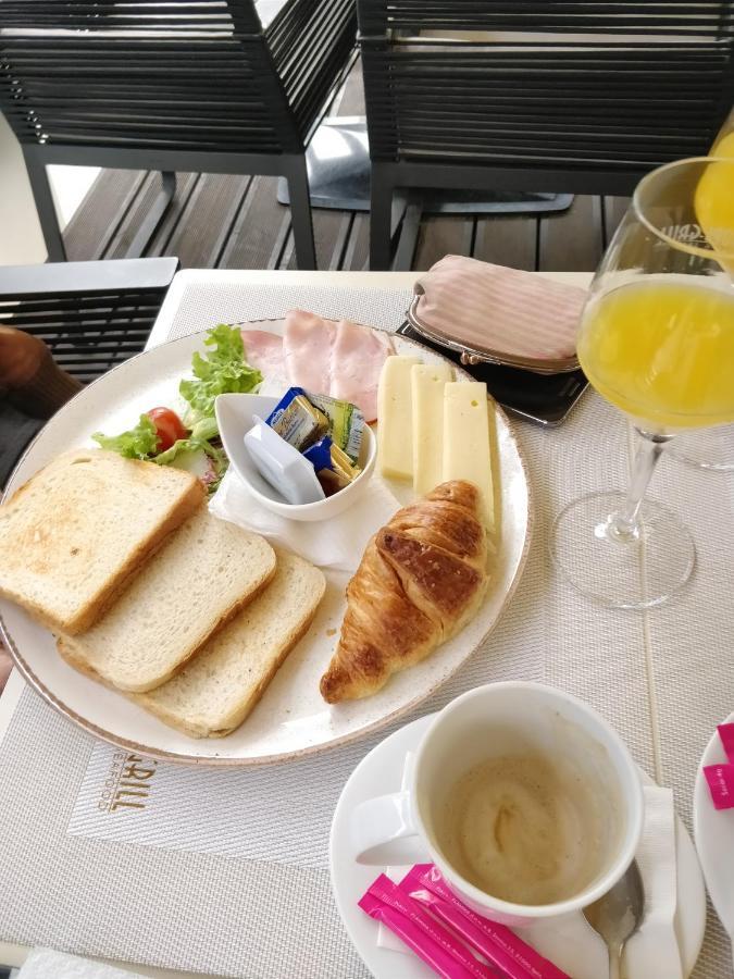 Bed & Breakfast Theatre Of Dreams 4*